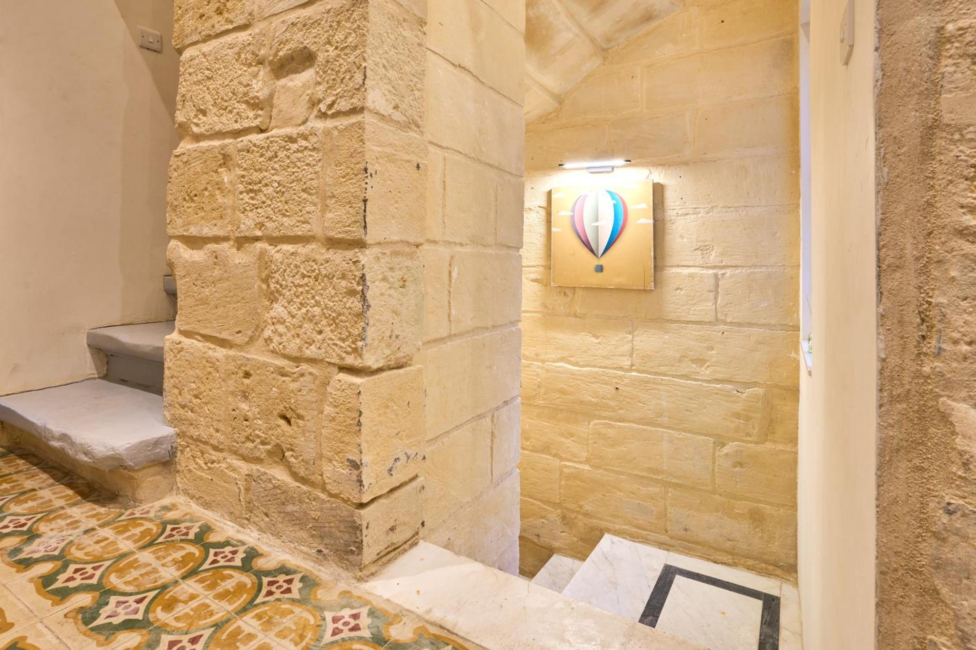 12 -16 , Pacifiku Scicluna Birgu Bagian luar foto