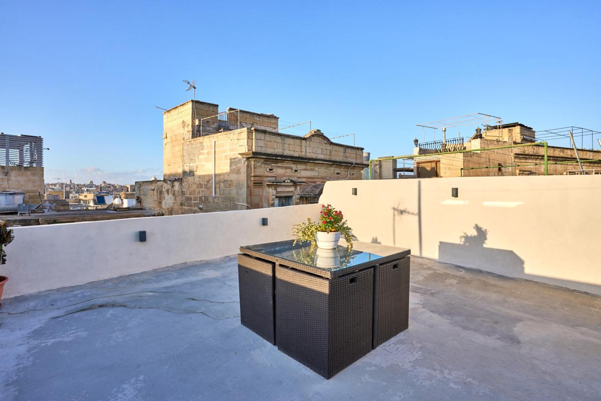 12 -16 , Pacifiku Scicluna Birgu Bagian luar foto