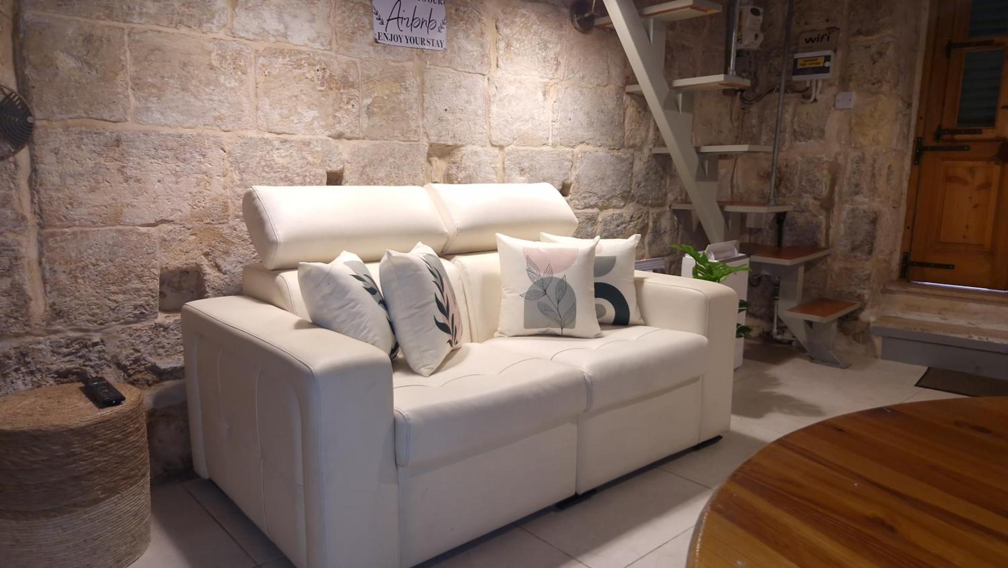 12 -16 , Pacifiku Scicluna Birgu Bagian luar foto